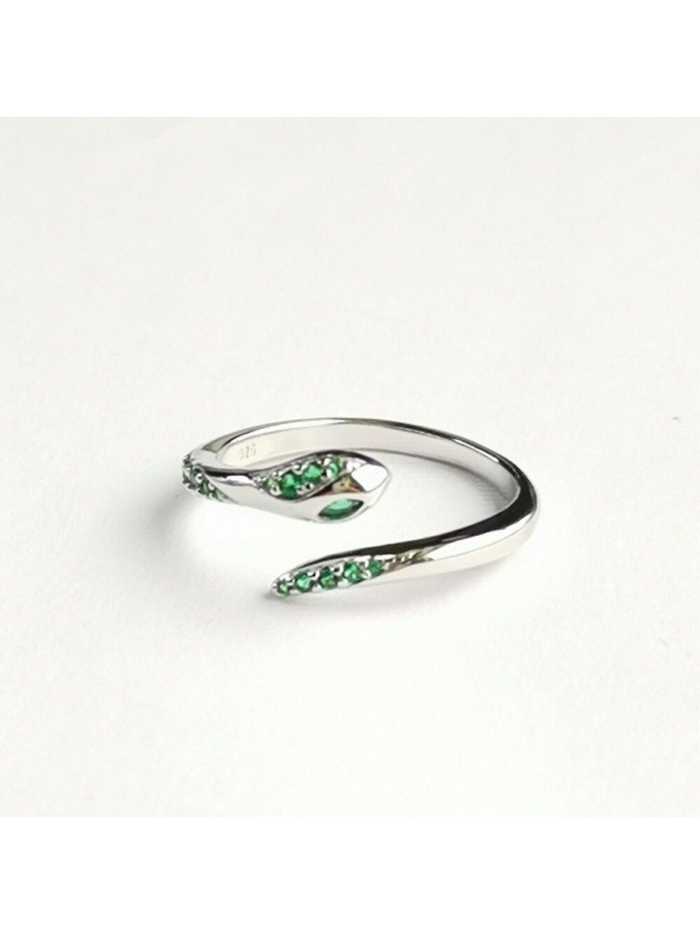 Emerald Eyes sterling silver snake ring serpent size 6 🆕